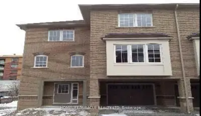 13 Vasto Lane, Toronto, On M1m 0c6