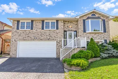 42 Cherry Blossom Crescent, Clarington, On L1e 1g7