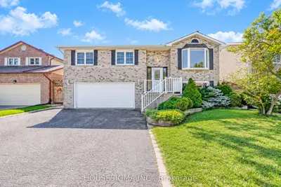 42 Cherry Blossom Crescent, Clarington, On L1e 1g7
