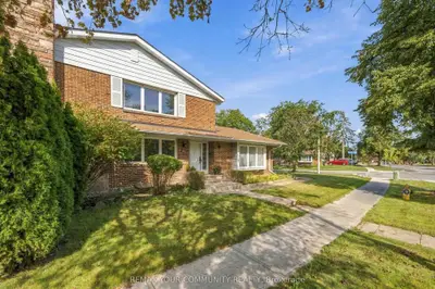 588 Huntingwood Drive, Toronto, On M1w 1g8
