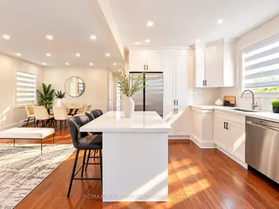 30 Japonica Road, Toronto, On M1r 4s2