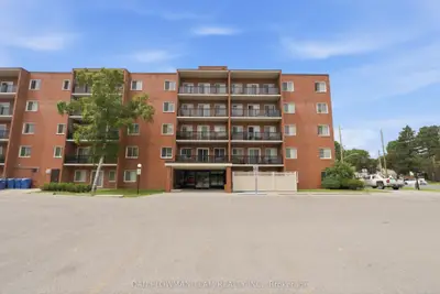 131 Taunton Road E 204, Oshawa, On L1g 3t8
