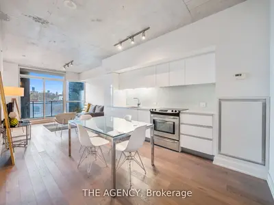 1190 Dundas Street E 320, Toronto, On M4m 0c5