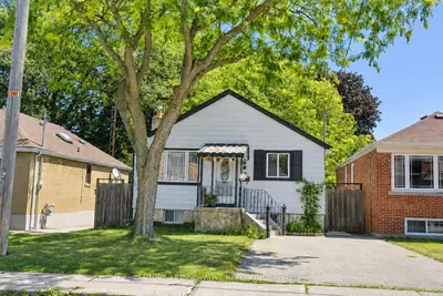 101 Heale Avenue, Toronto, On M1n 3x9
