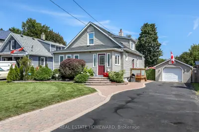 113 Gibbons Street, Oshawa, On L1j 4y1