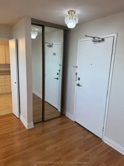 120 Dundalk Drive Ph9, Toronto, On M1p 4v9