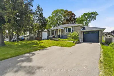 22 Falaise Road, Toronto, On M1e 3b5