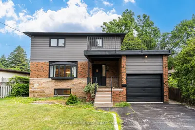 90 Euclid Avenue, Toronto, On M1c 1j9