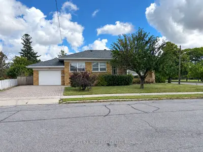 33 Lewiston Road, Toronto, On M1p 1x8