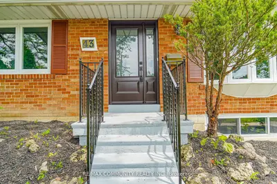 43 Christina Crescent Main, Toronto, On M1r 4h7