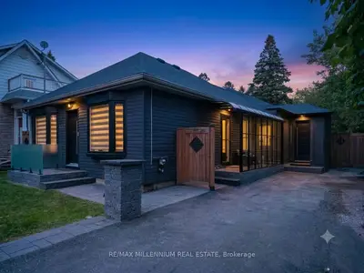 1723 Brock Street S, Whitby, On L1n 4m7