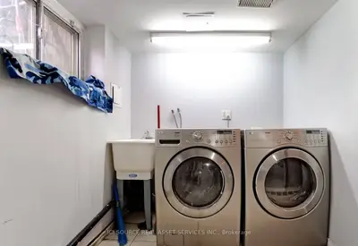 2609 Kingston Road 2nd Floor, Toronto, On M1m 1m1