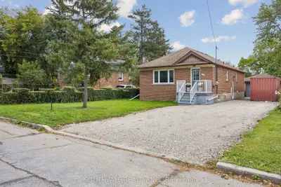 33 Maida Vale, Toronto, On M1k 2x8
