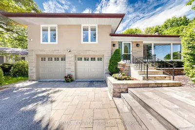 10 Catalina Drive, Toronto, On M1m 1k6