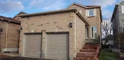 898 Rambleberry Avenue Lower, Pickering, On L1v 5x9