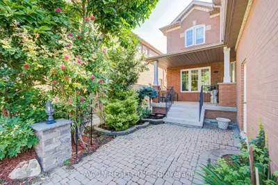 83 Stonebridge Boulevard, Toronto, On M1w 4a8