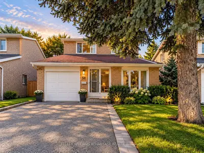 58 Ambercroft Boulevard, Toronto, On M1w 3b9