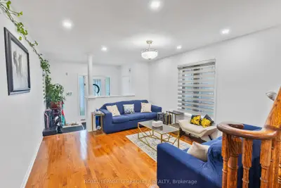 44 Thackery Drive, Ajax, On L1t 0b4