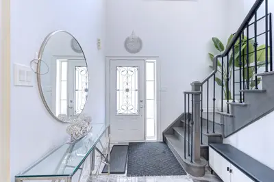 5 Luce Drive, Ajax, On L1z 0k2