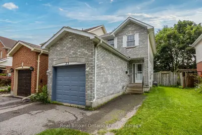 23 Mann Street, Clarington, On L1c 4r1