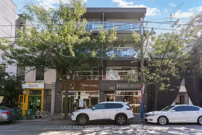 747 Queen Street E 204, Toronto, On M4m 1h3