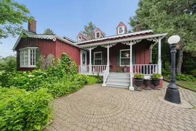 130 Myrtle Road E, Whitby, On L0b 1a0