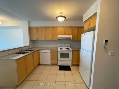 238 Bonis Avenue 1615, Toronto, On M1t 3w7