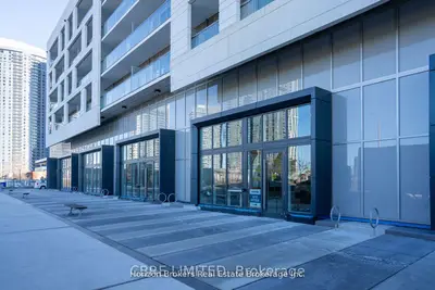 7 Village Green Square, Toronto, On M1s 0n5