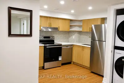 6 Beadle Drive, Ajax, On L1s 7n9