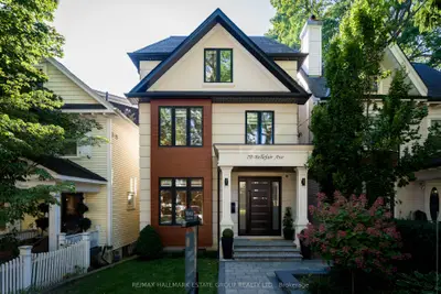 70 Bellefair Avenue, Toronto, On M4l 3t8