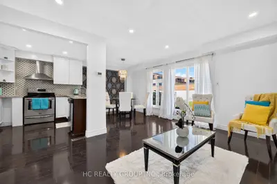 50 Blackwell Avenue 10, Toronto, On M1b 1k2