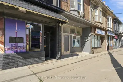 1564 Queen Street E, Toronto, On M4l 1e9