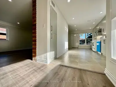 21 Janet Boulevard Main Level, Toronto, On M1r 1h5