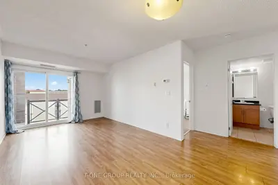 10 Mendelssohn Street 302, Toronto, On M1l 0g7
