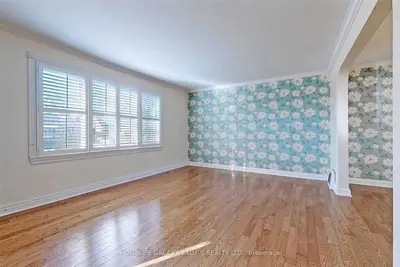 135 Highland Avenue, Oshawa, On L1h 6a5