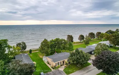 89 Bluffs Road, Clarington, On L1b 1b9