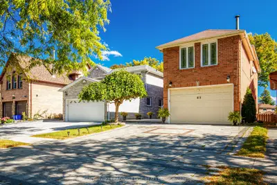 63 Daniels Crescent, Ajax, On L1t 1x8
