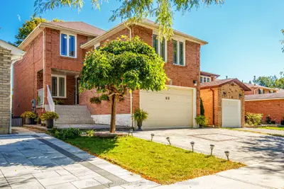 63 Daniels Crescent, Ajax, On L1t 1x8