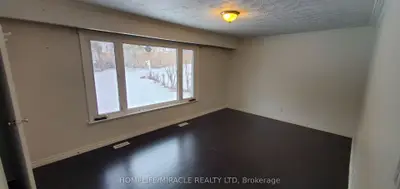 544 Gillmoss Road, Pickering, On L1w 3j4