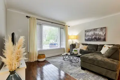 3 Kingsmere Crescent, Toronto, On M1m 3b2