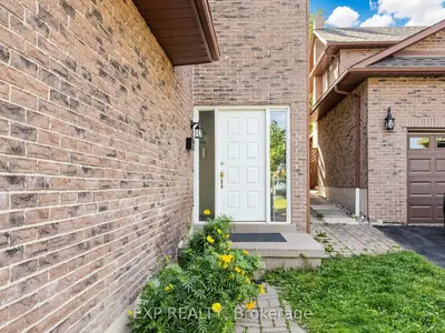 28 Longfellow Court, Whitby, On L1n 6v7