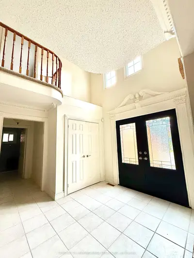492 Palmtree Crescent, Oshawa, On L1k 2h3
