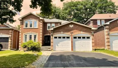 492 Palmtree Crescent, Oshawa, On L1k 2h3