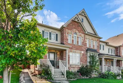 39 Warnford Circle, Ajax, On L1t 0j7