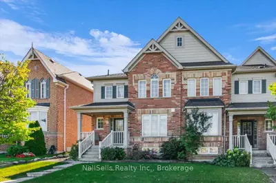 39 Warnford Circle, Ajax, On L1t 0j7