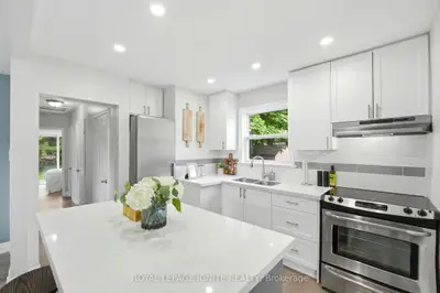 89 Darlingside Drive, Toronto, On M1e 3p2