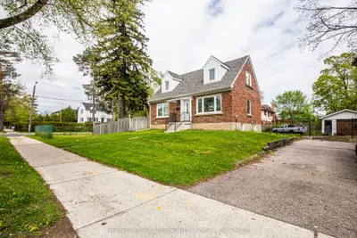 4300 Lawrence Avenue E, Toronto, On M1e 2s9