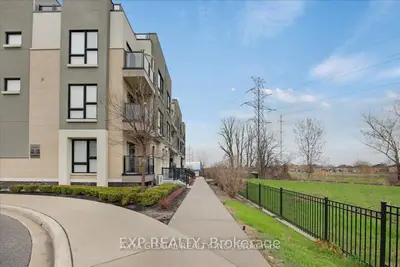 515 Kingbird Grove 369, Toronto, On M1b 5r7