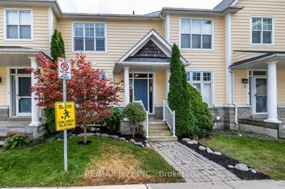 2800 Courtice Road 15, Clarington, On L1e 2m6