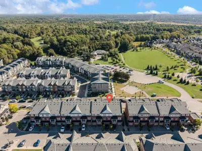 2584 William Jackson Drive 94, Pickering, On L1x 0e5